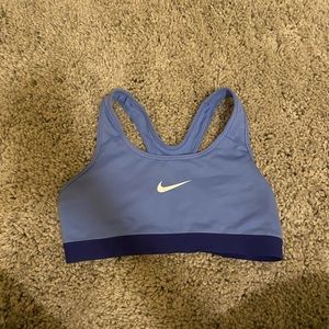 Sports bra